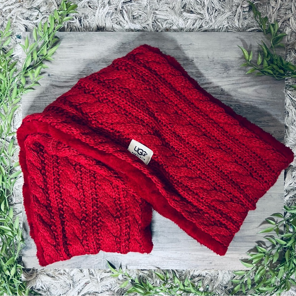 Ugg Cable Knit Infinity Scarf - image 1